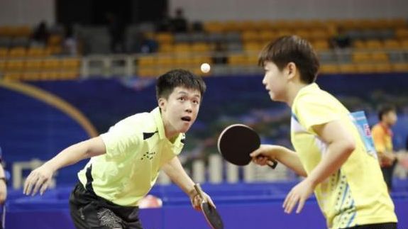 WTA1000迈阿密站第五日赛程出炉 郑钦文明早出战央视新闻客户端.