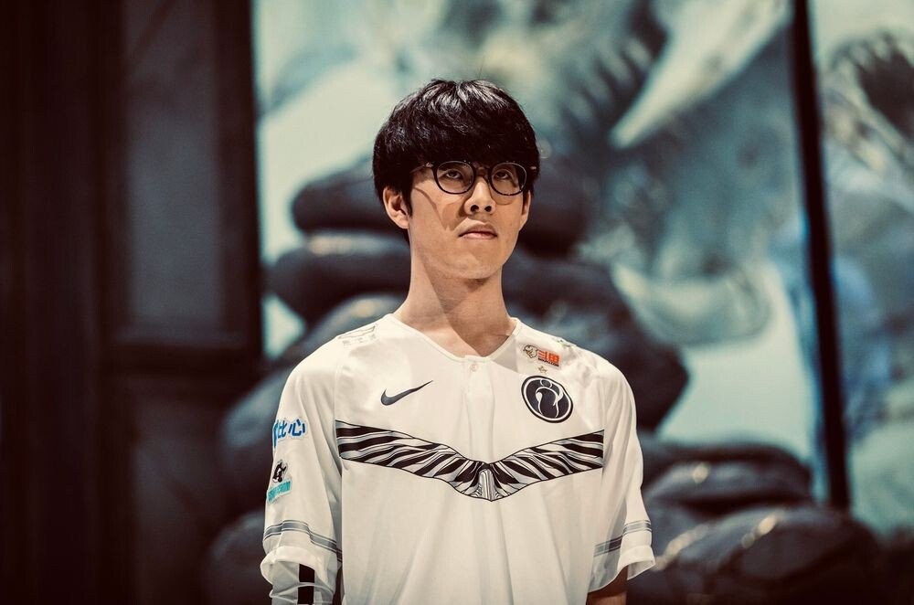 牌在全国范 牌在全国范