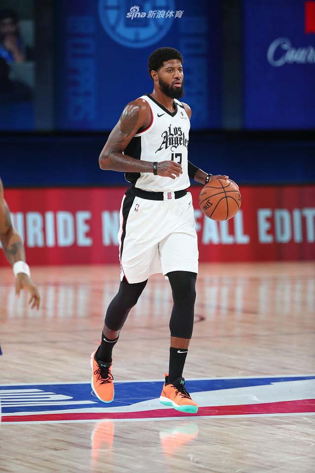 除了在進攻 除了在進攻