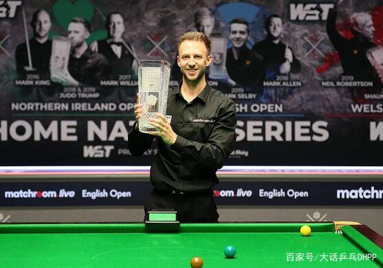 作为足球比 作为足球比