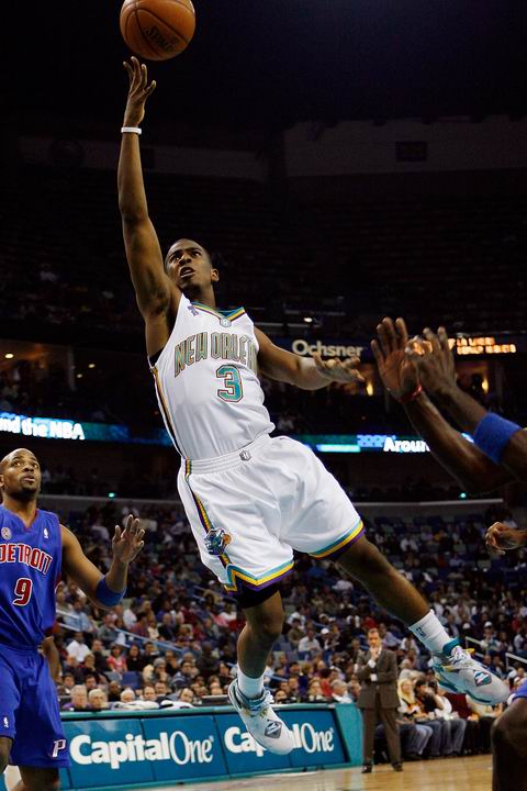 足球等十余 足球等十余