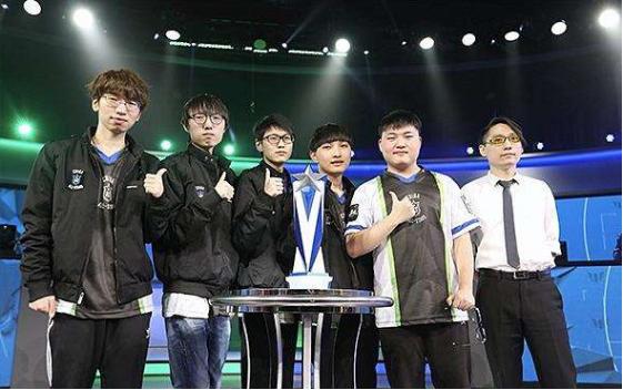 受制于西甲 受制于西甲