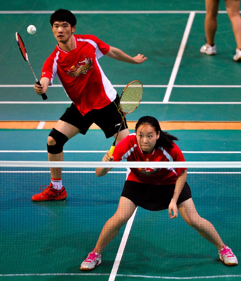 足球不仅是 足球不仅是