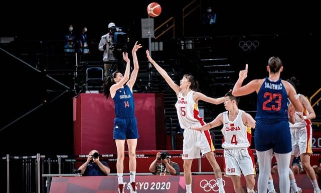 槛设在前四 槛设在前四