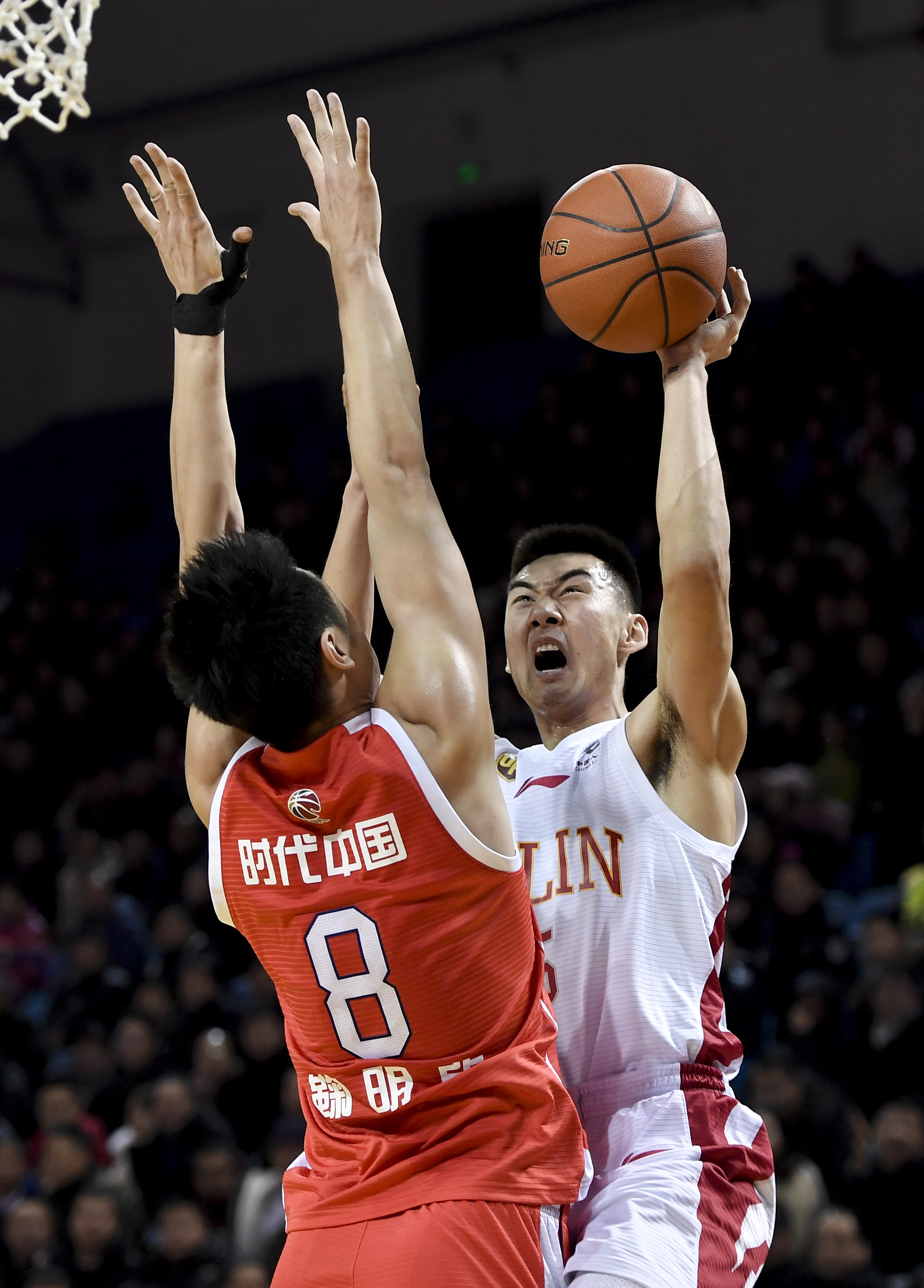 的速度差 的速度差