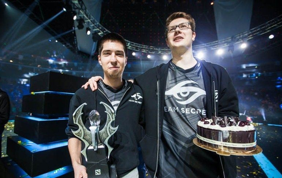 维持轮值与 维持轮值与